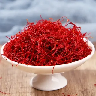 تصویر 1 از زعفران صادراتی ممتاز با کیفیت یکنواخت و بسته‌ بندی منظم